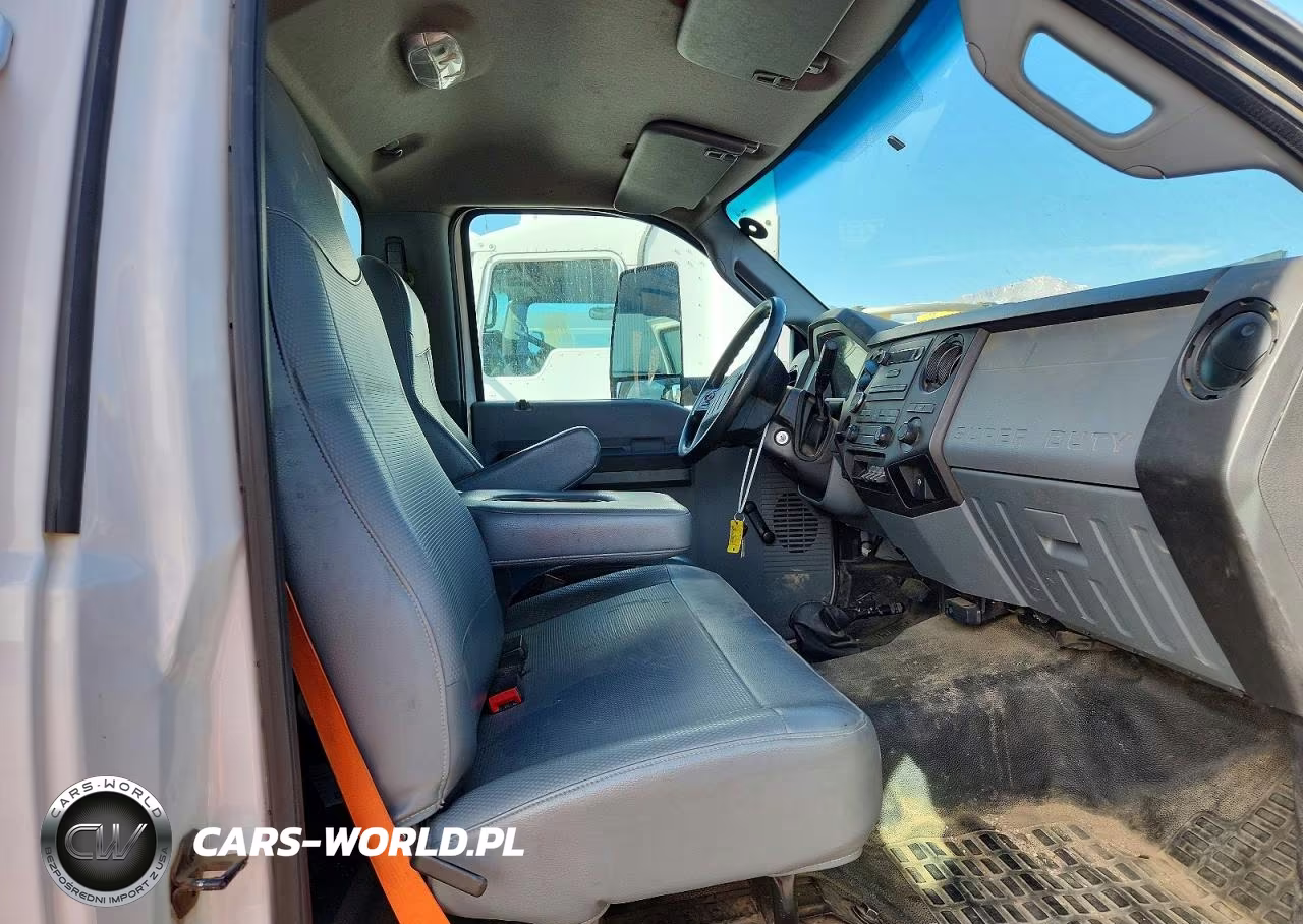 2018 Ford F650 Super Duty Box Truck VIN:1FDNF6DC2JDF03109 - 11