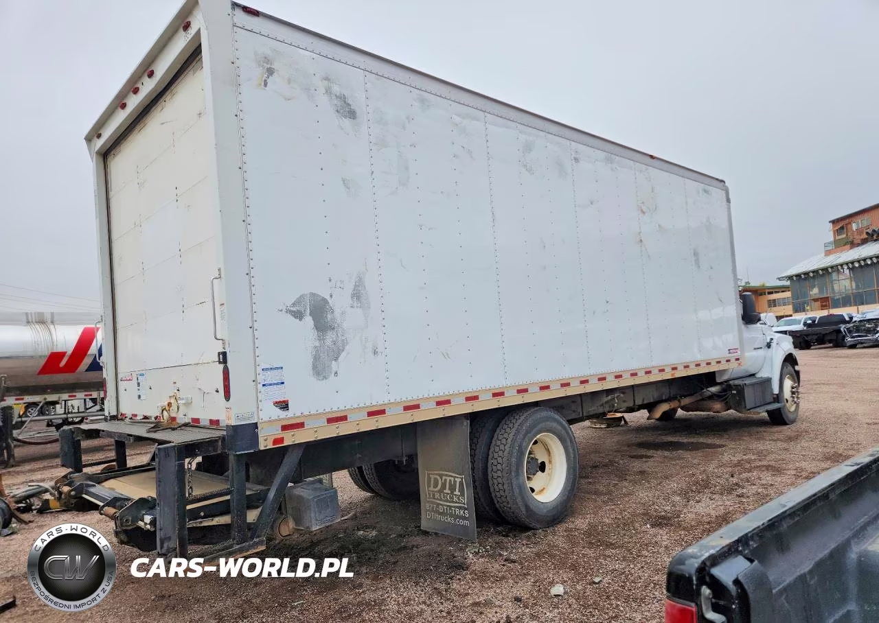 2018 Ford F650 Super Duty Box Truck VIN:1FDNF6DC2JDF03109 - 3