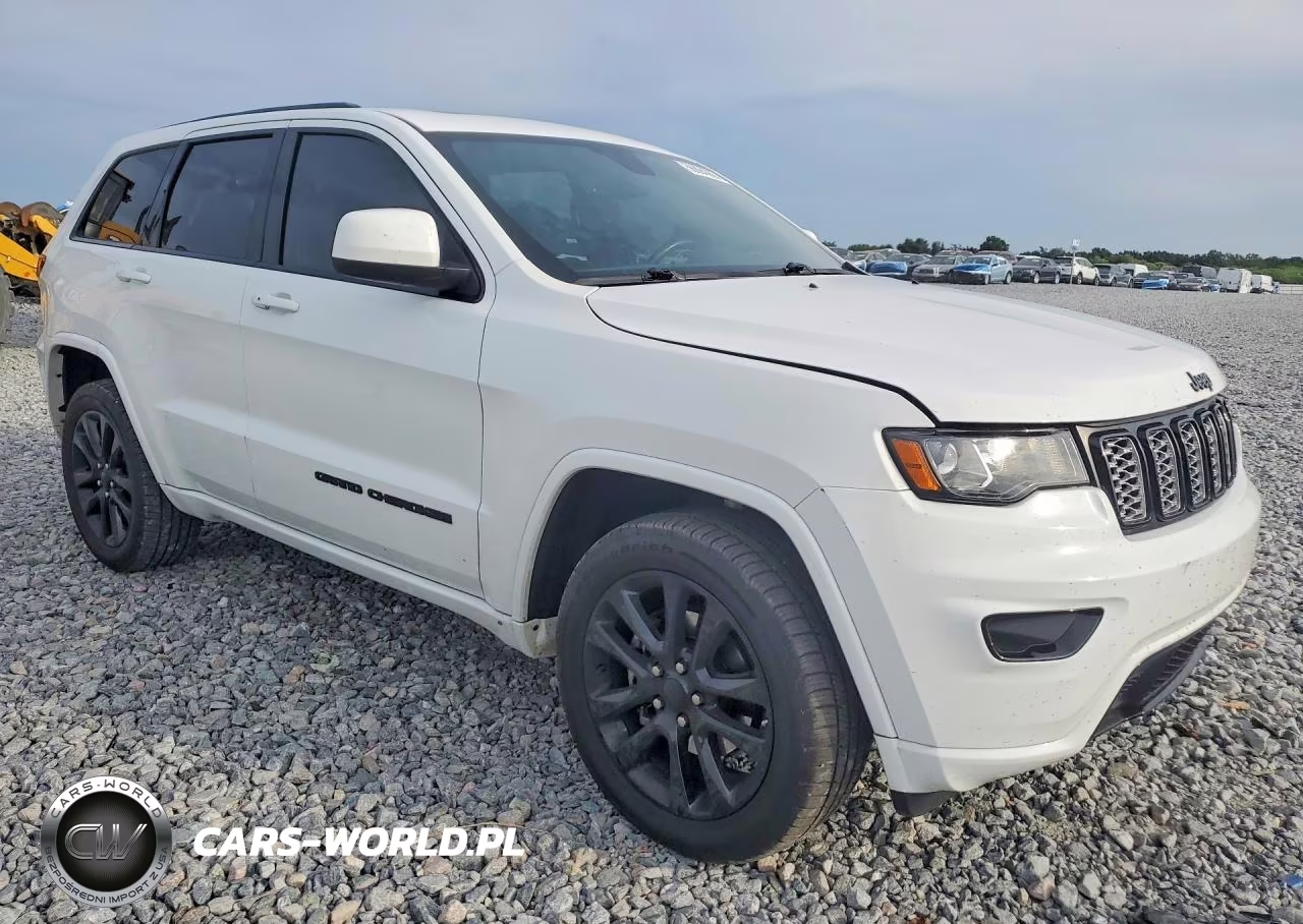 2020 Jeep Grand Cherokee Laredo VIN:1C4RJFAG1LC379242 - 4