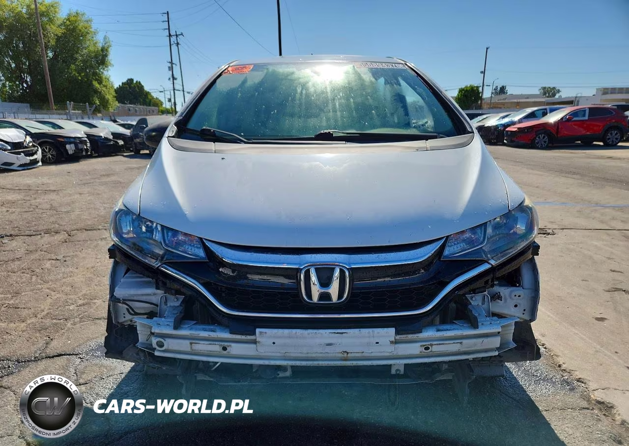2018 Honda Fit Sport VIN:3HGGK5H61JM700253 - 5
