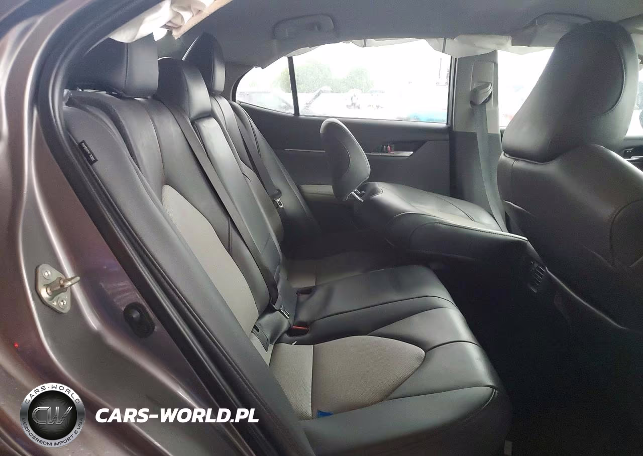 2020 Toyota Camry Xle VIN:4T1F31AK7LU536458 - 10