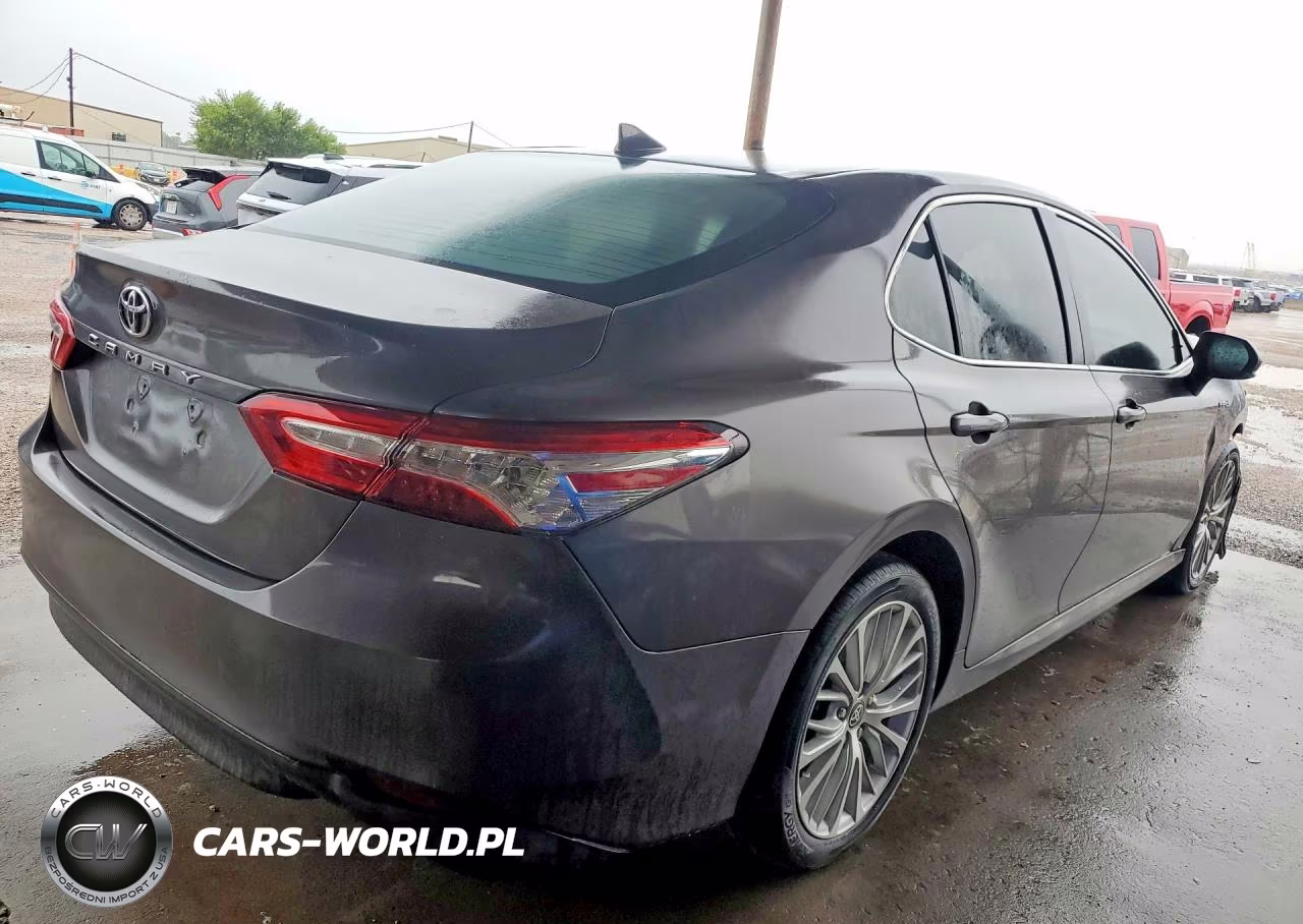 2020 Toyota Camry Xle VIN:4T1F31AK7LU536458 - 3