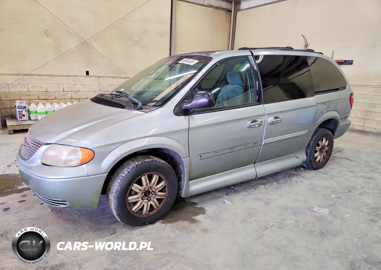 2004 Chrysler Town & Country Touring