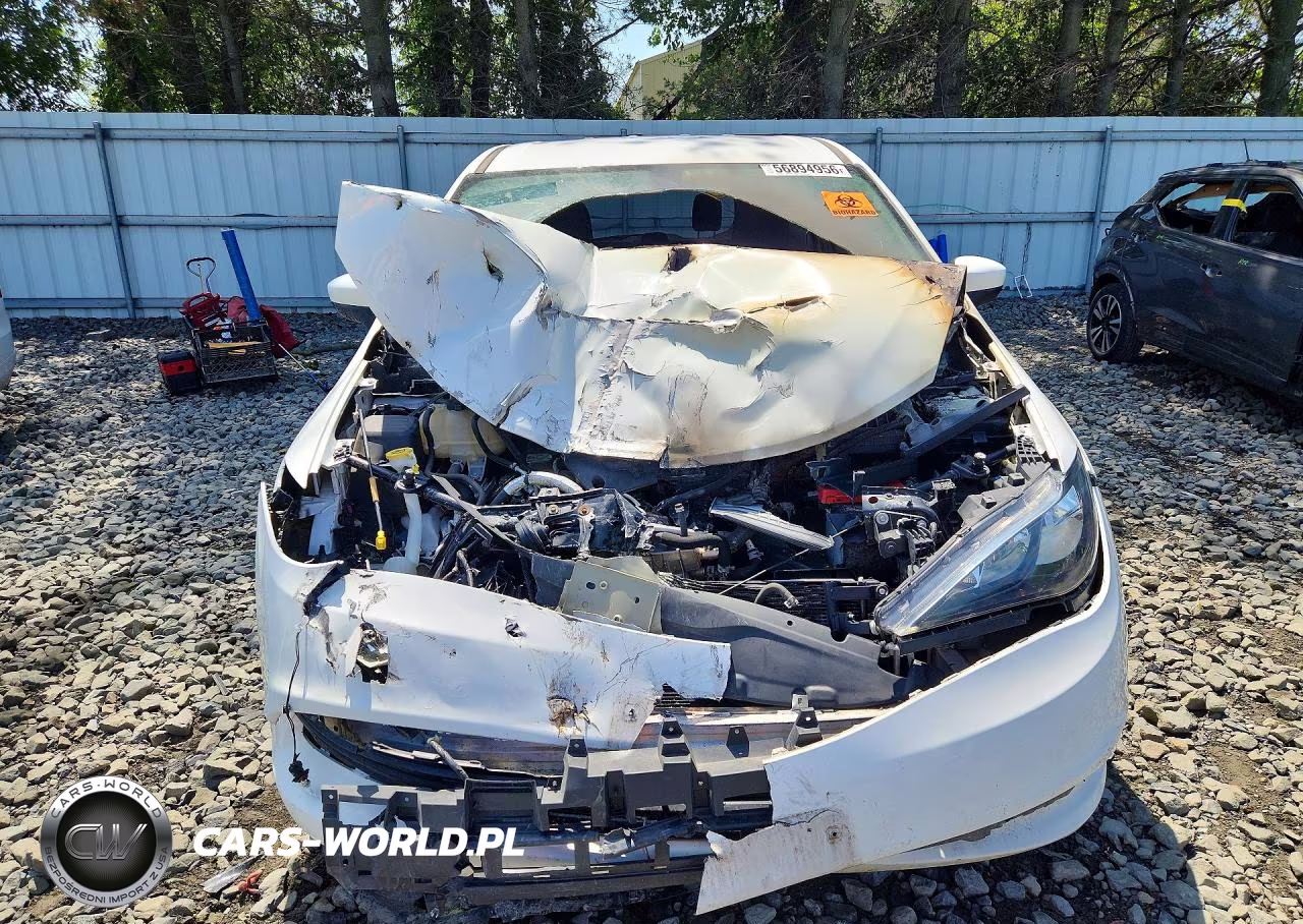 2019 Chrysler Pacifica L VIN:2C4RC1AG1KR531782 - 5