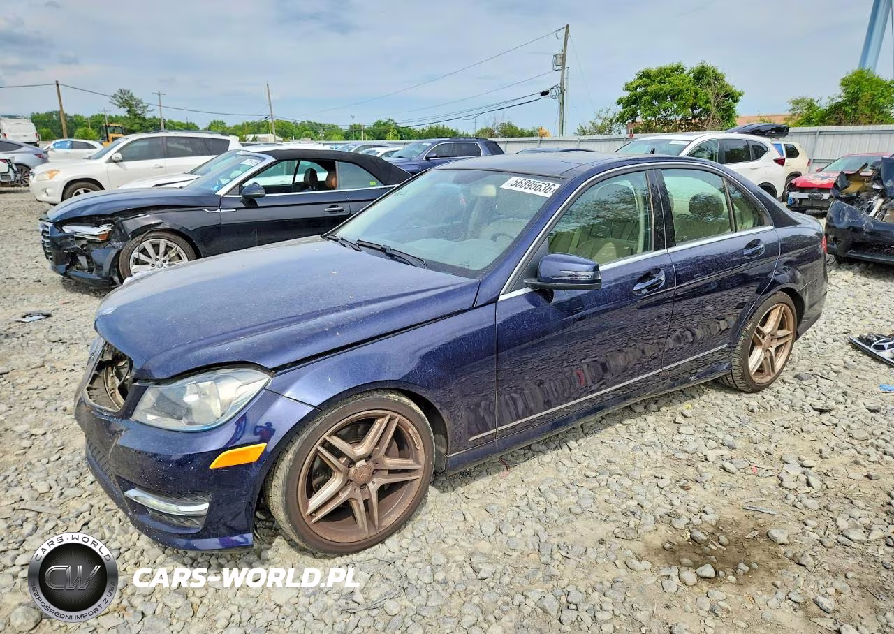 2013 Mercedes-Benz C 300 4Matic – zdjęcie 1 z 13