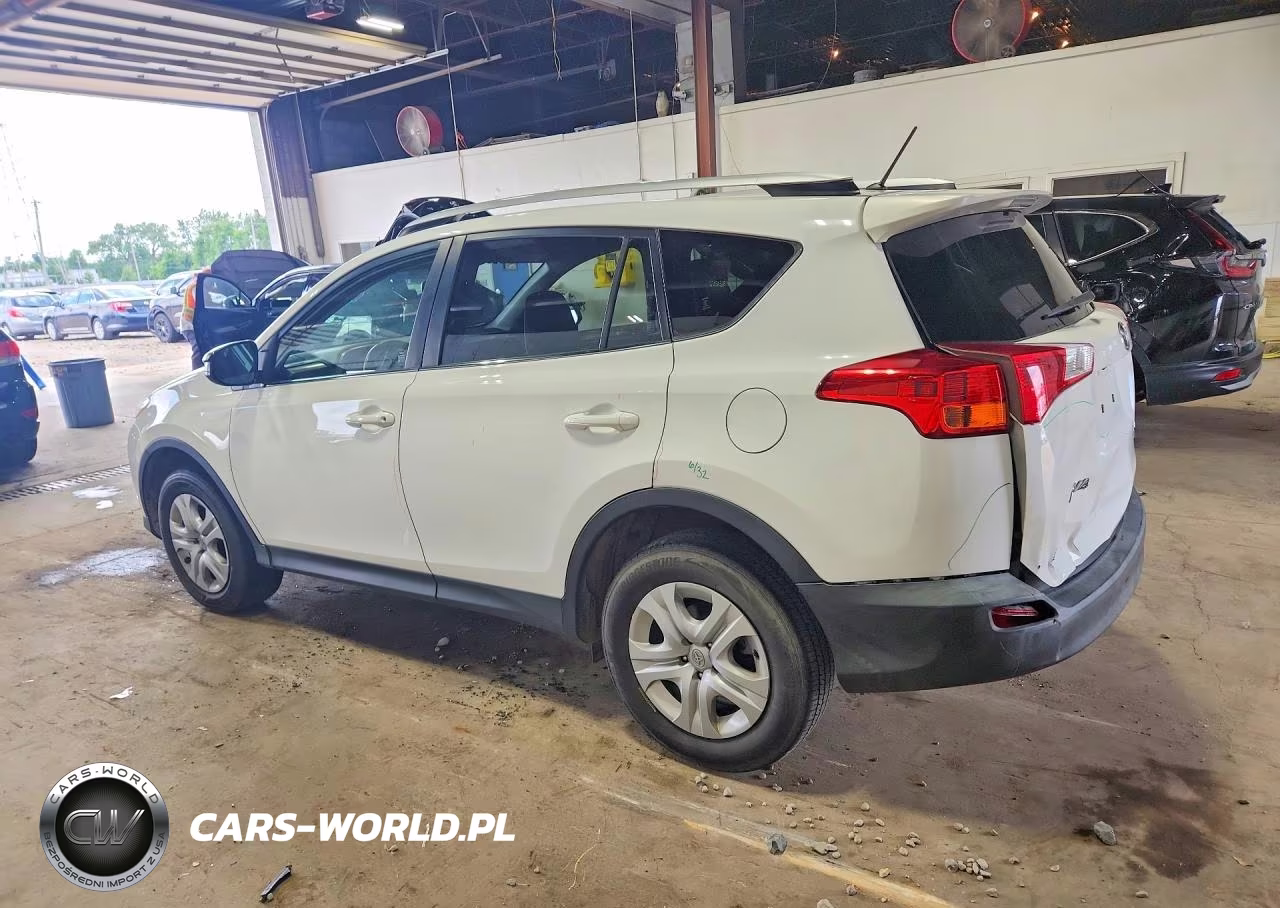 2015 Toyota Rav4 Le VIN:JTMBFREV2FJ050482 - 2