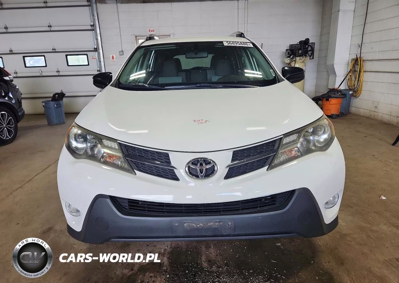 2015 Toyota Rav4 Le VIN:JTMBFREV2FJ050482 - 5