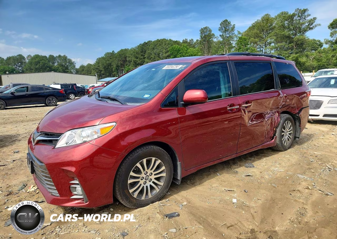 2020 Toyota Sienna Xle 8-Passenger