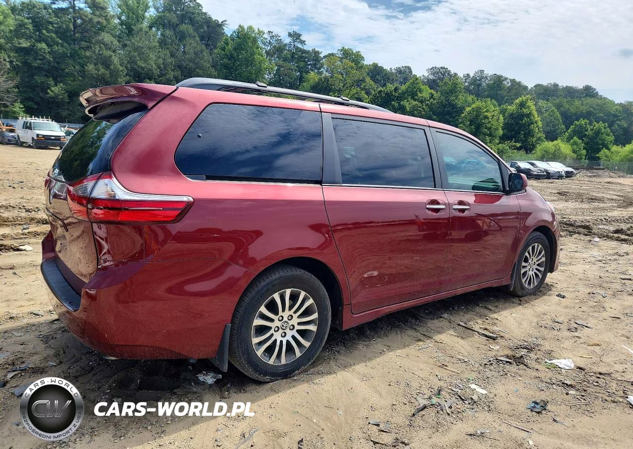 2020 Toyota Sienna Xle 8-Passenger VIN:5TDYZ3DC3LS076750 - 3