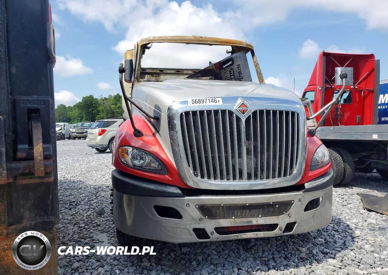 2015 International Lf687 Semi Truck