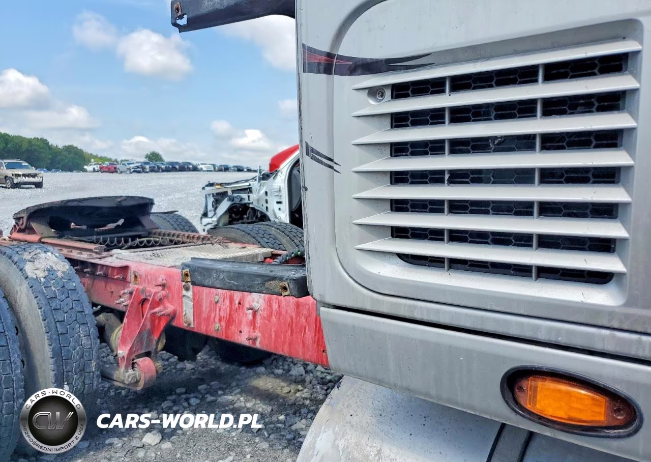 2015 International Lf687 Semi Truck VIN:3HSDJAPR0FN678697 - 10