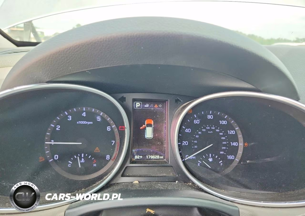 2018 Hyundai Santa Fe Se VIN:KM8SN4HF0JU266277 - 9