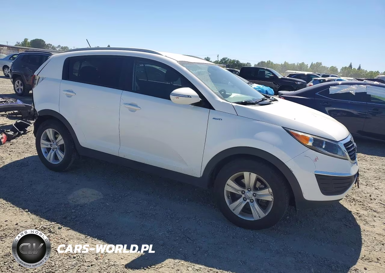 2013 Kia Sportage Lx VIN:KNDPBCA23D7499500 - 4