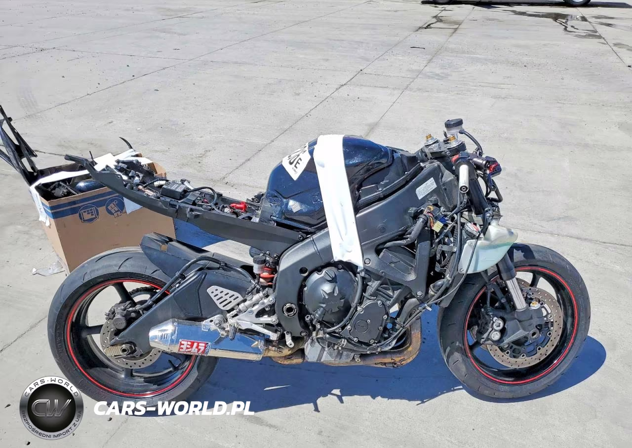 2006 Yamaha Yzfr6 L – zdjęcie 1 z 10