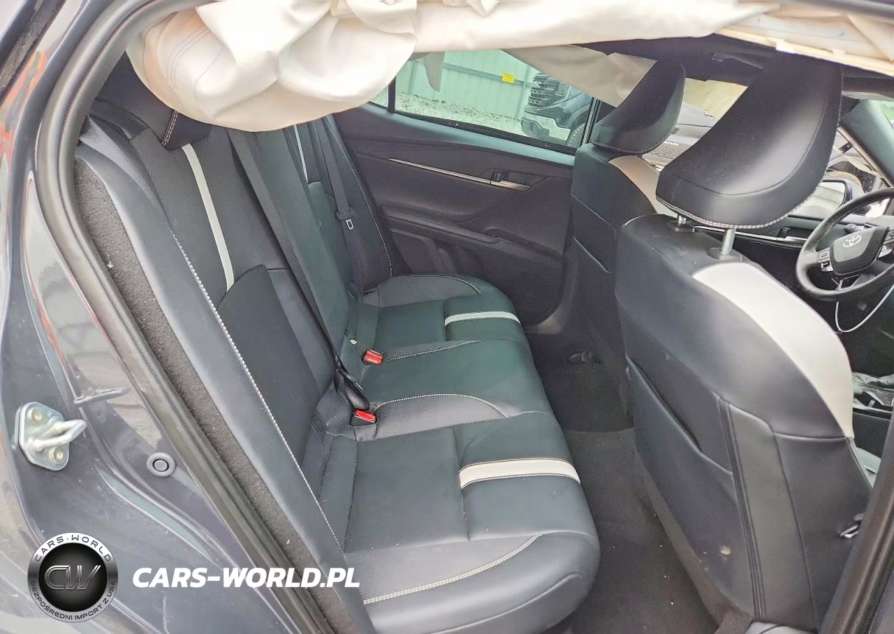 2025 Toyota Camry Se VIN:4T1DAACK9SU030185 - 10