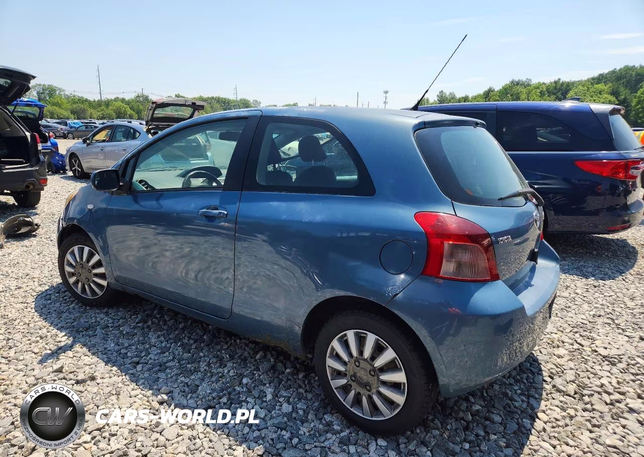 2008 Toyota Yaris Base VIN:JTDJT923X85156231 - 2