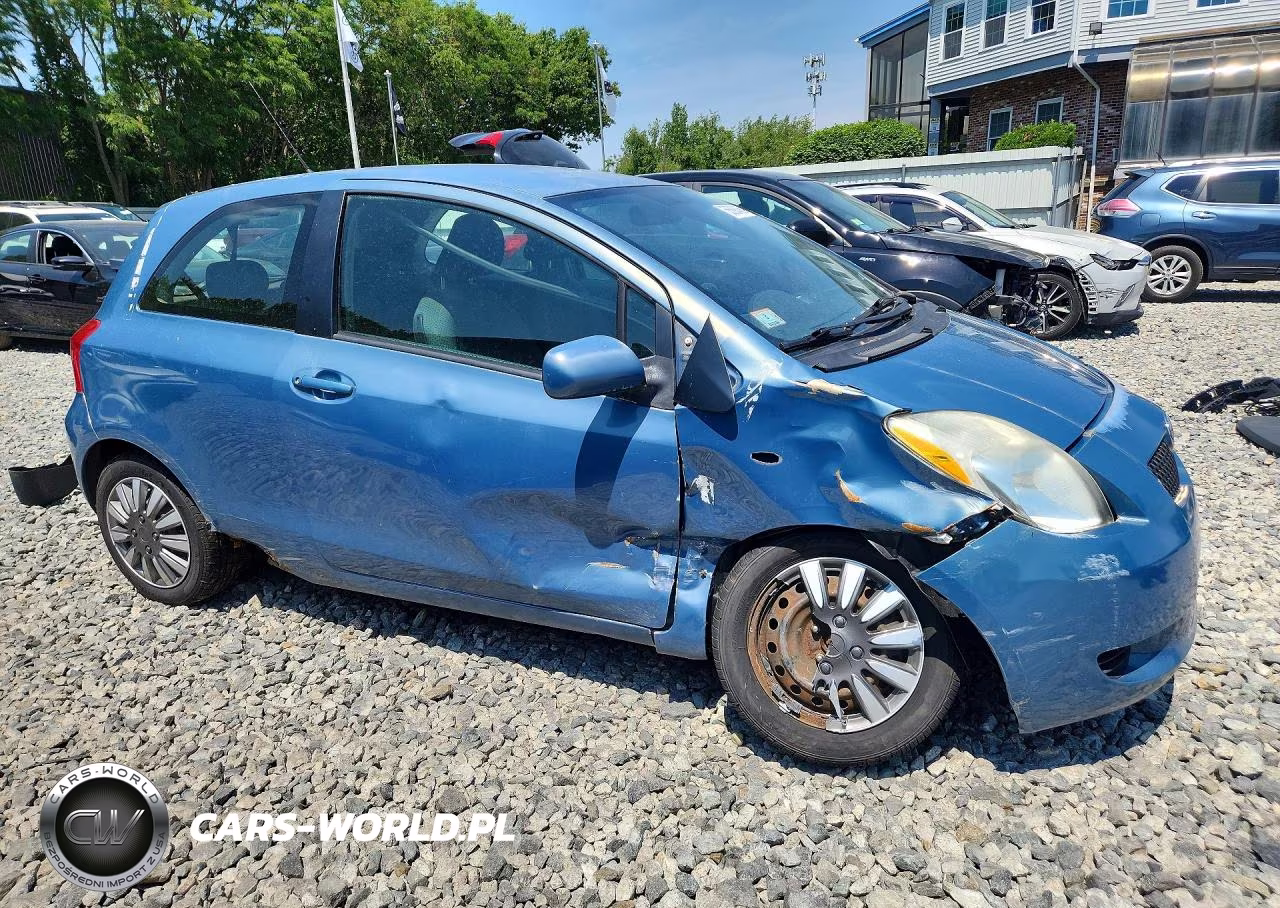 2008 Toyota Yaris Base VIN:JTDJT923X85156231 - 4