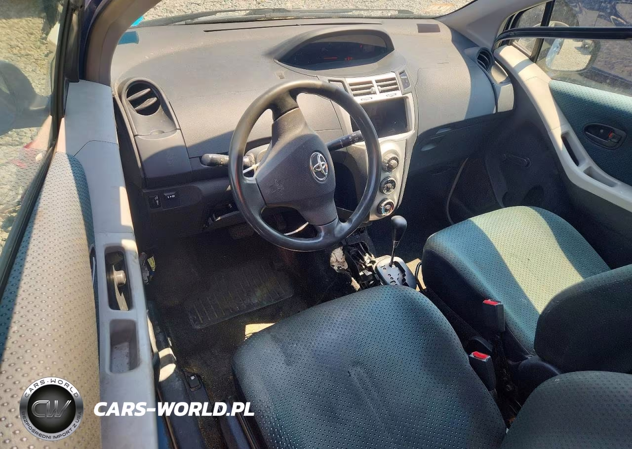 2008 Toyota Yaris Base VIN:JTDJT923X85156231 - 8