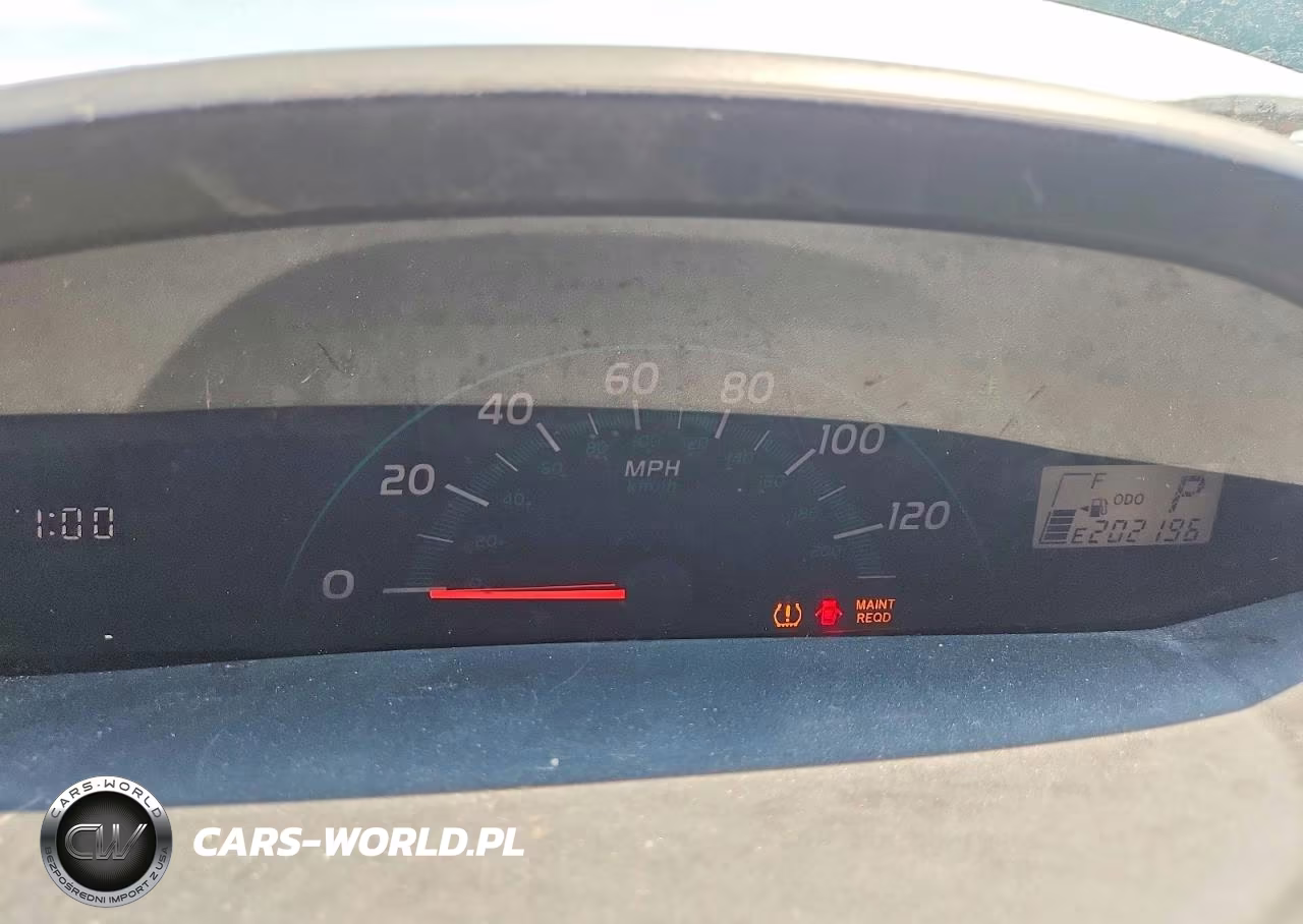 2008 Toyota Yaris Base VIN:JTDJT923X85156231 - 9