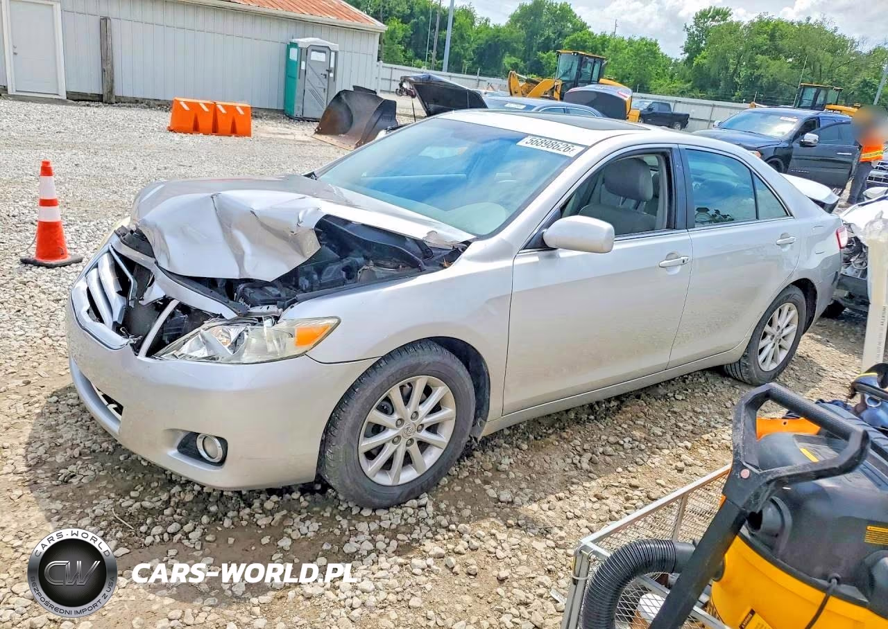 2010 Toyota Camry Xle – zdjęcie 1 z 12