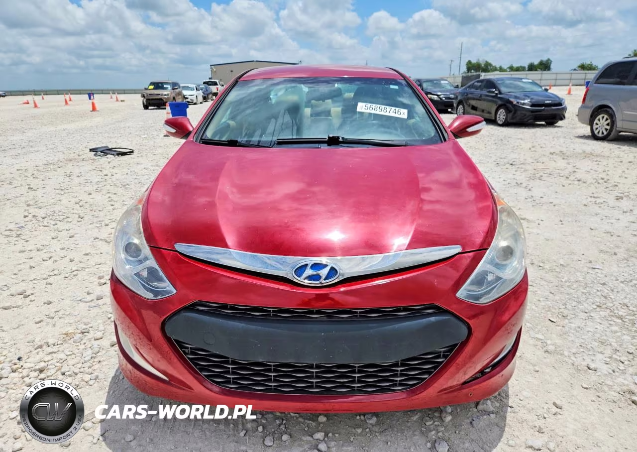 2013 Hyundai Sonata Hybrid VIN:KMHEC4A4XDA066850 - 5