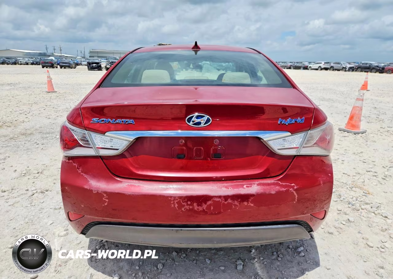 2013 Hyundai Sonata Hybrid VIN:KMHEC4A4XDA066850 - 6