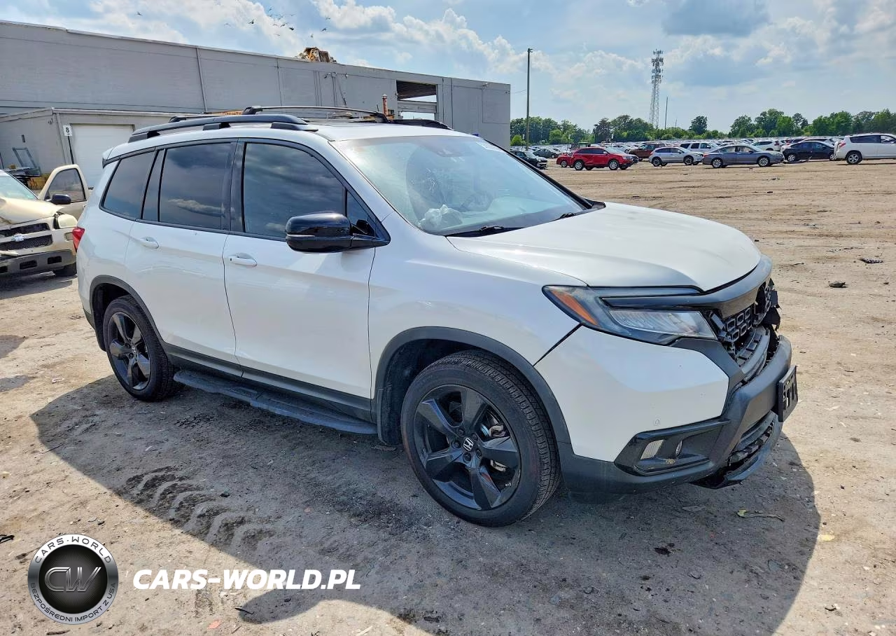 2021 Honda Passport Elite VIN:5FNYF8H08MB014725 - 4