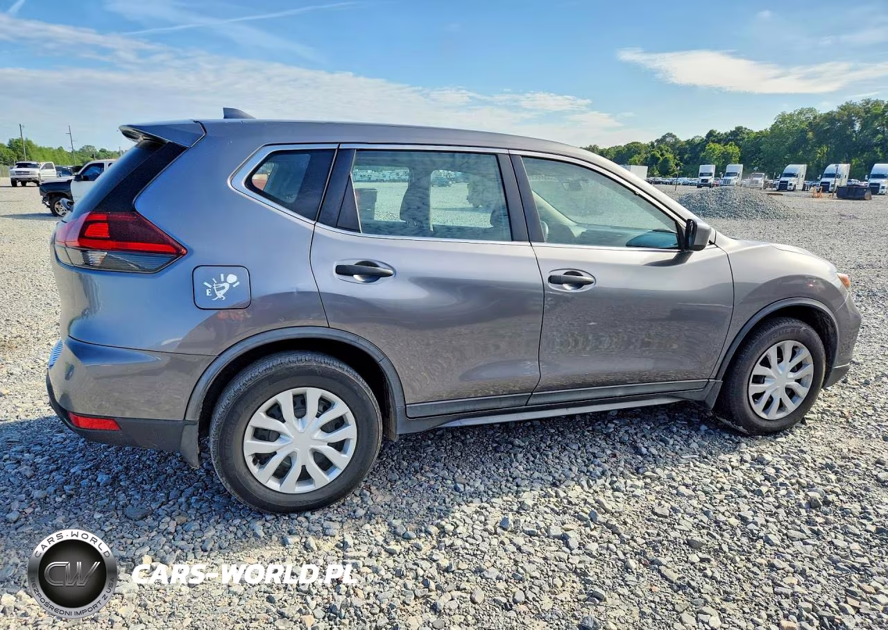 2018 Nissan Rogue S VIN:KNMAT2MT4JP609581 - 3