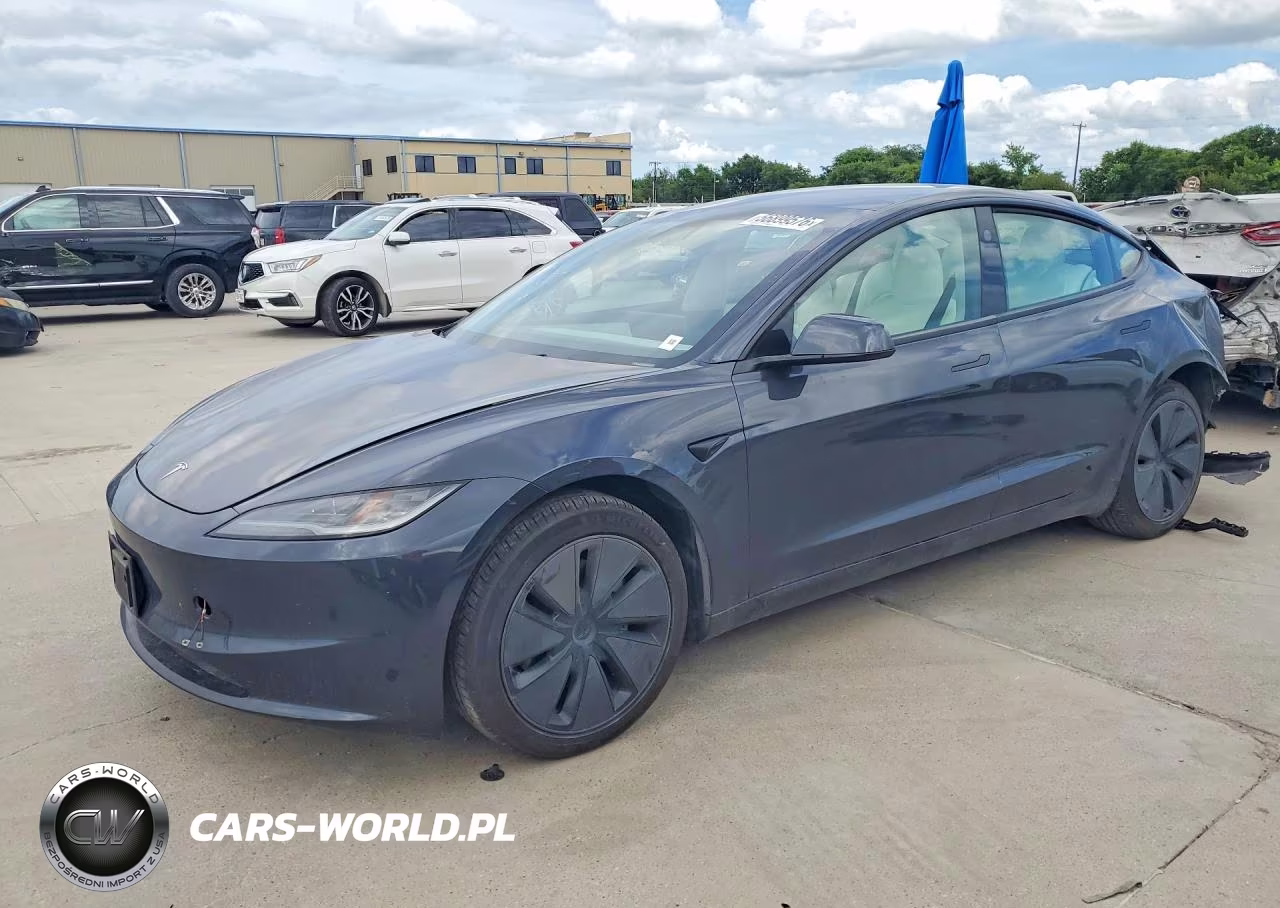 2025 Tesla Model 3 – zdjęcie 1 z 12