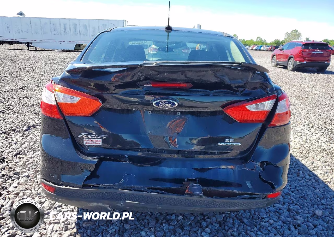 2012 Ford Focus Se VIN:1FAHP3F23CL457208 - 6