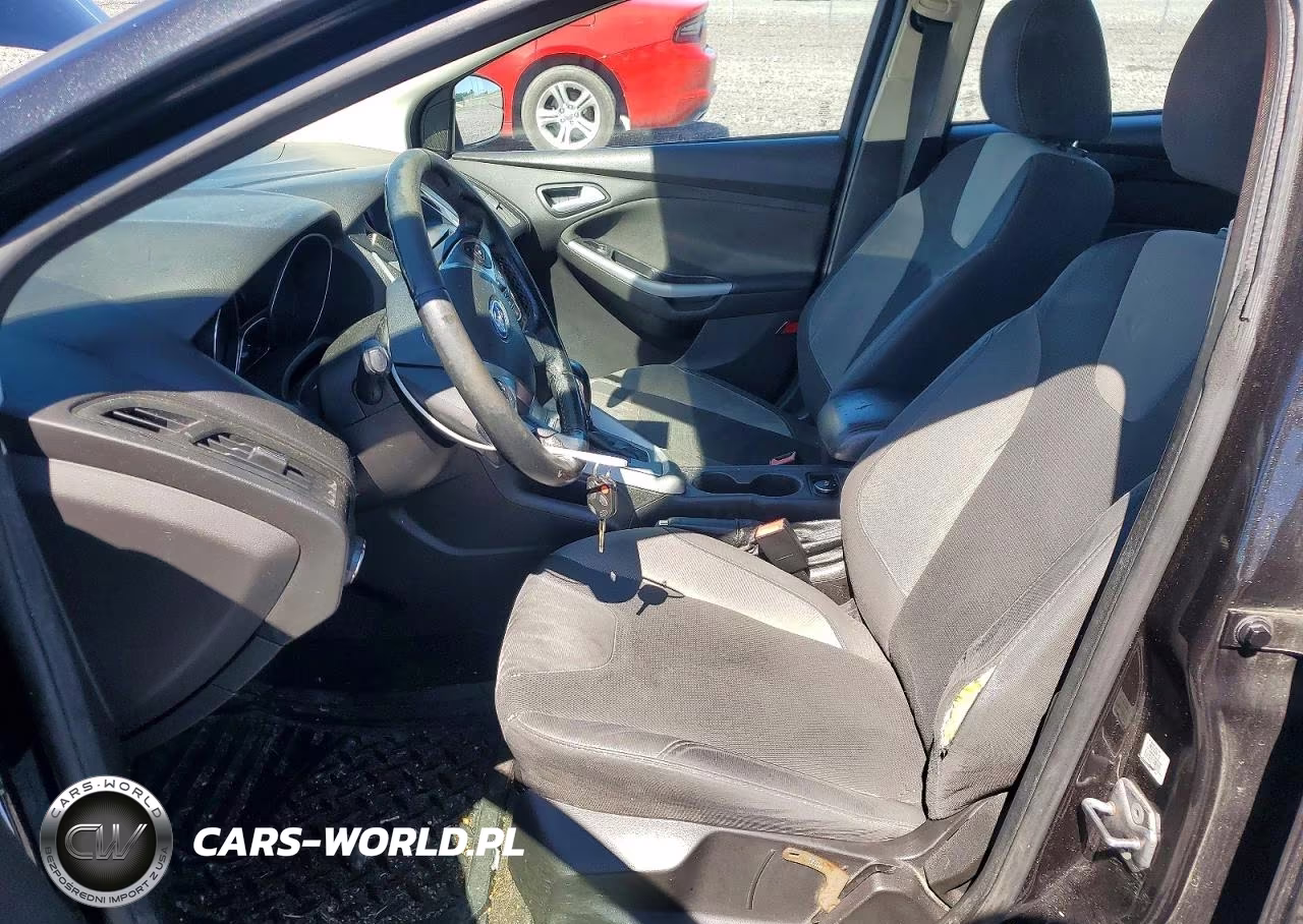 2012 Ford Focus Se VIN:1FAHP3F23CL457208 - 7