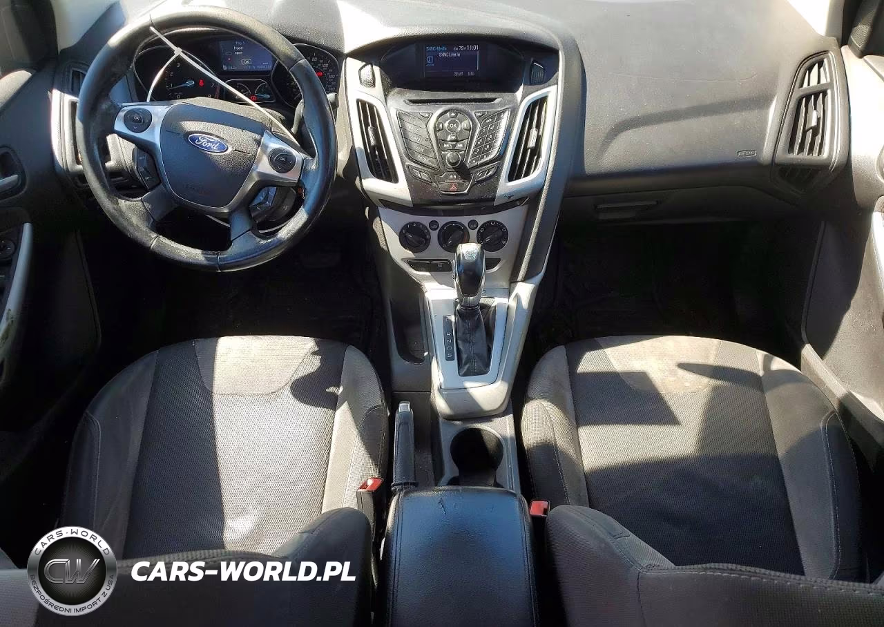 2012 Ford Focus Se VIN:1FAHP3F23CL457208 - 8