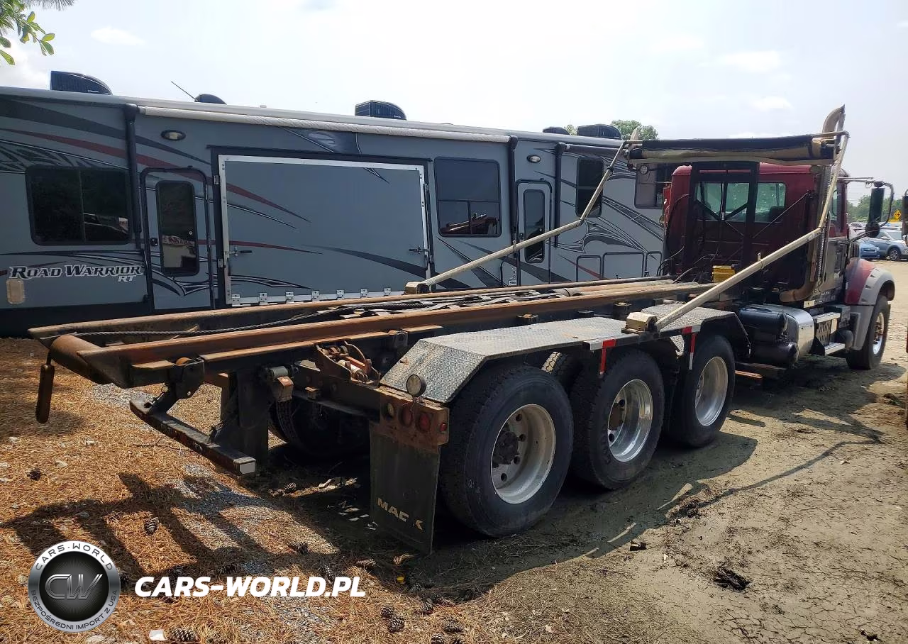 2012 Mack Gu713 Roll-Off Container Truck VIN:1M2AX09C0CM011781 - 3