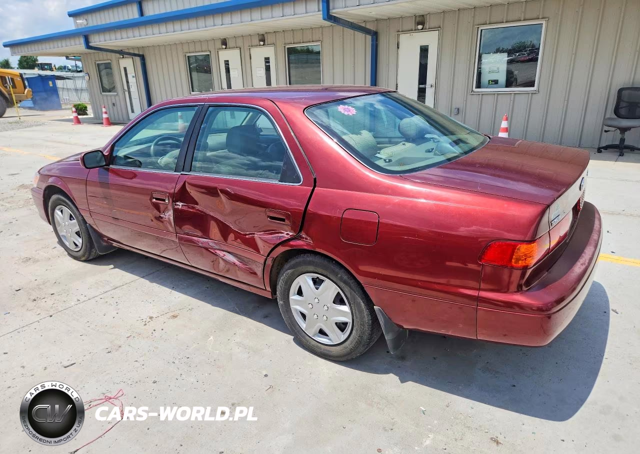 2000 Toyota Camry Le VIN:4T1BG22K2YU617723 - 2