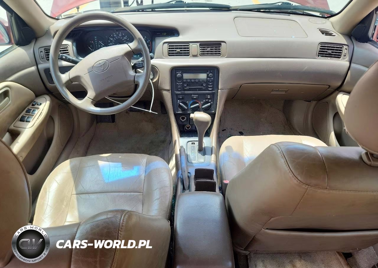 2000 Toyota Camry Le VIN:4T1BG22K2YU617723 - 8