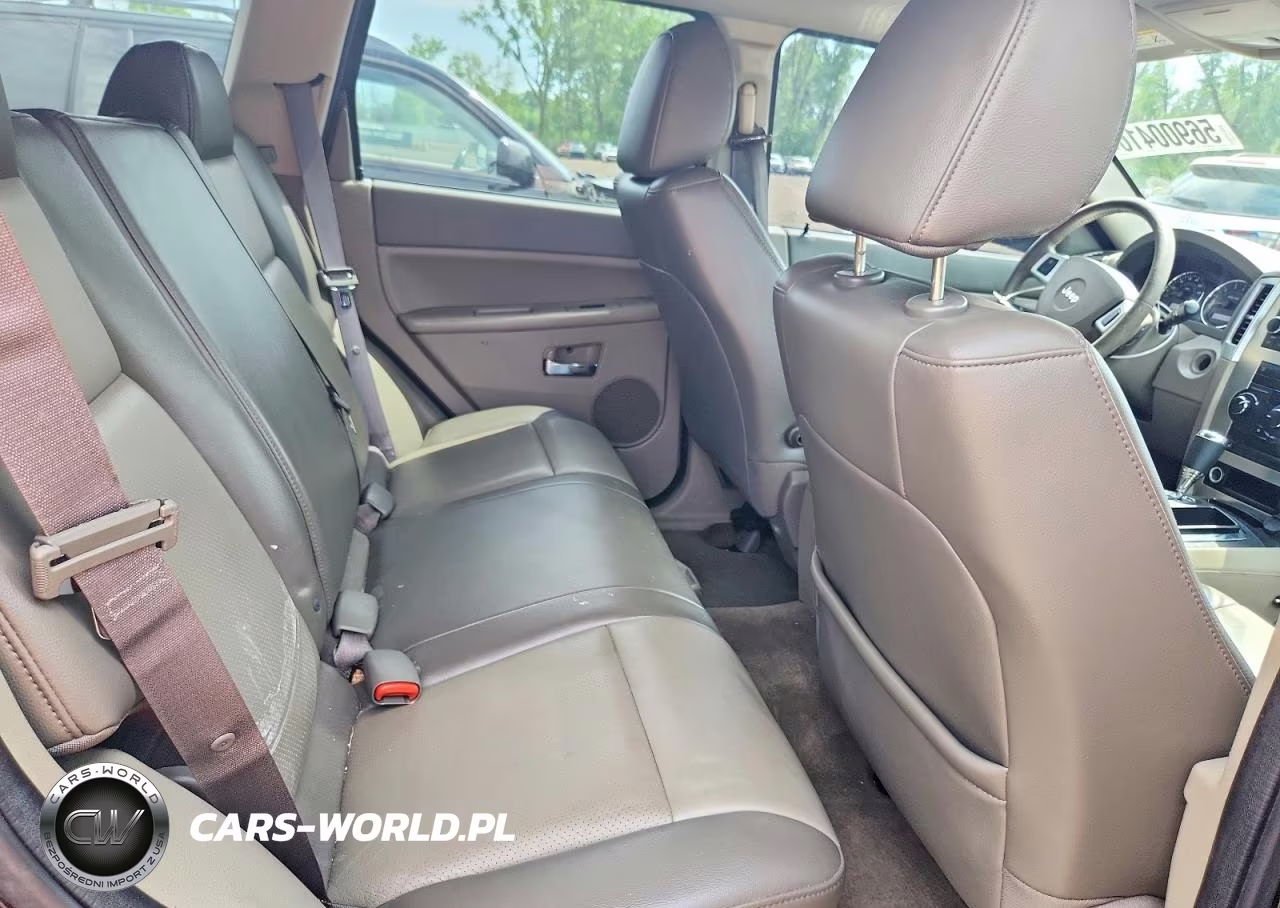 2009 Jeep Grand Cherokee Laredo VIN:1J8GR48K39C530534 - 10