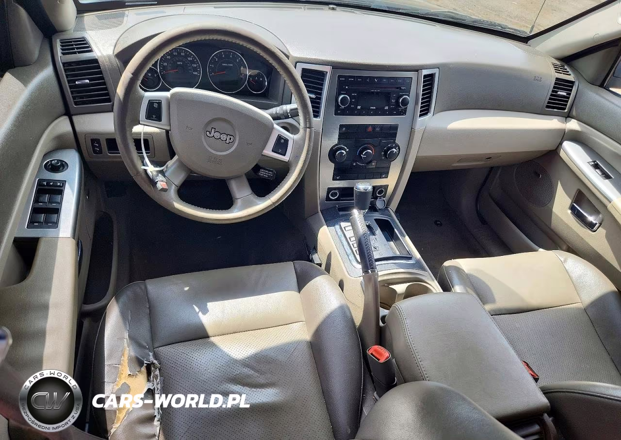 2009 Jeep Grand Cherokee Laredo VIN:1J8GR48K39C530534 - 8