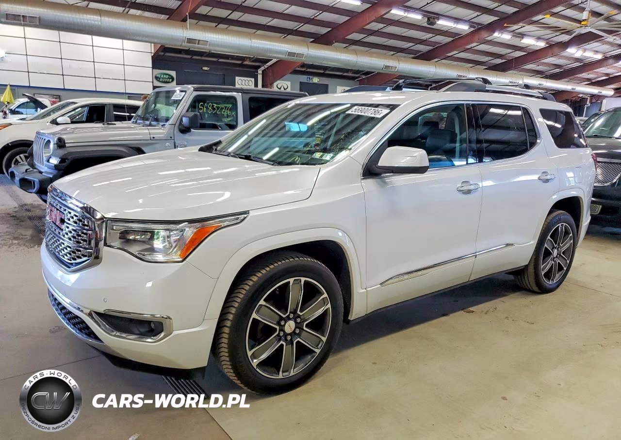 2017 GMC Acadia Denali – zdjęcie 1 z 13