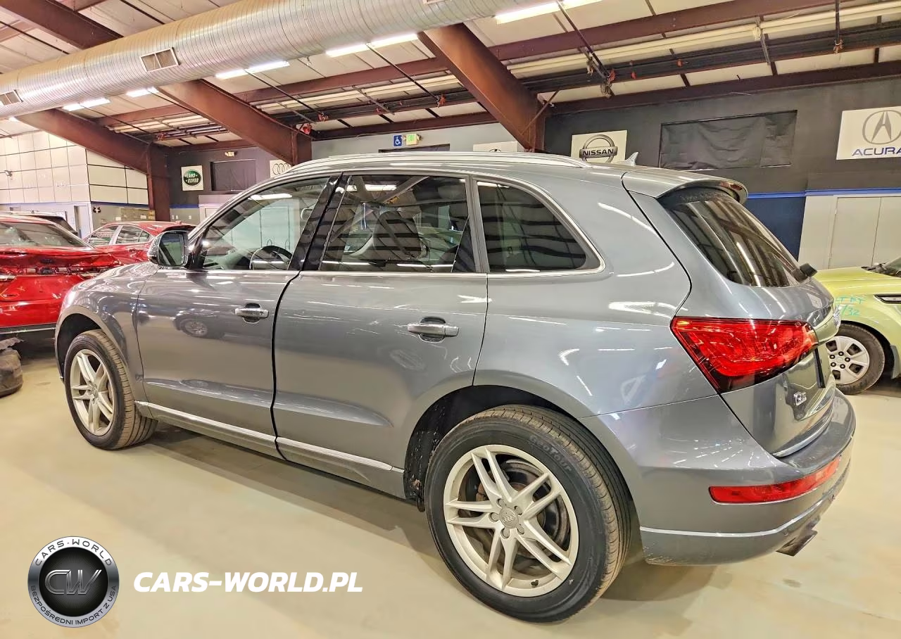 2017 Audi Q5 Premium VIN:WA1C2AFP2HA090012 - 2