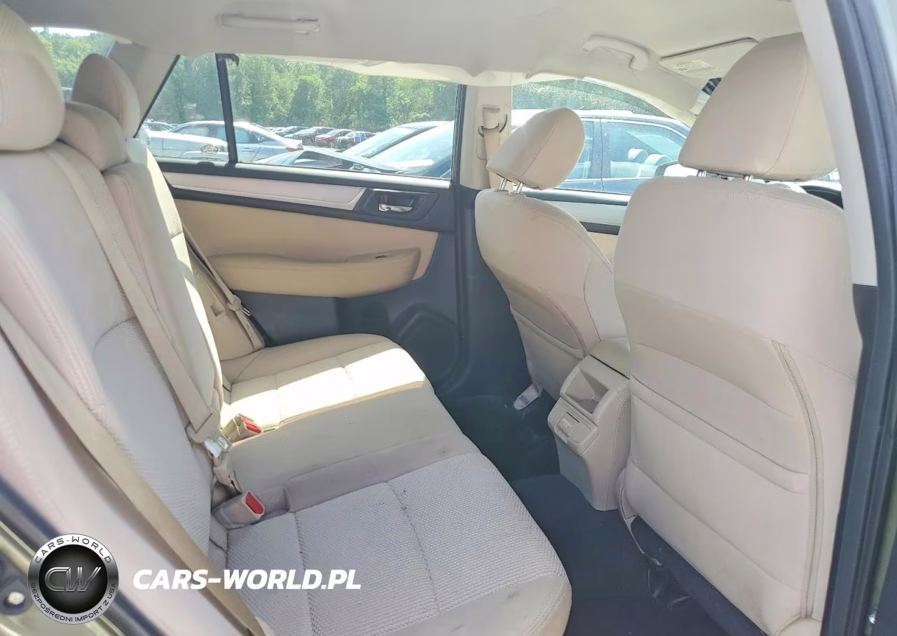 2018 Subaru Outback 2.5I Premium VIN:4S4BSAFC3J3216592 - 11