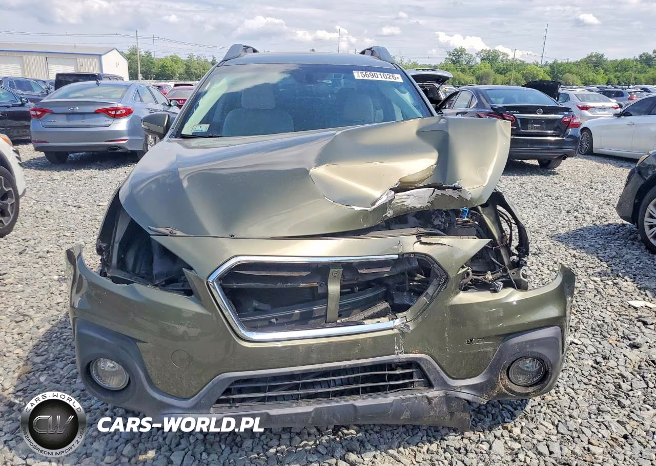 2018 Subaru Outback 2.5I Premium VIN:4S4BSAFC3J3216592 - 5