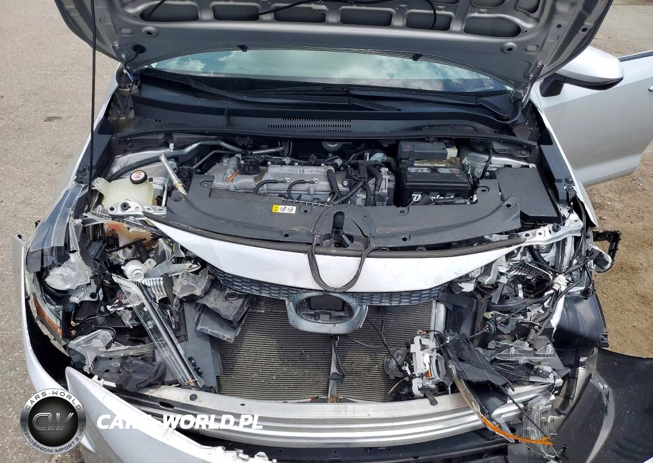 2020 Toyota Corolla Le VIN:5YFEPRAE0LP104045 - 11