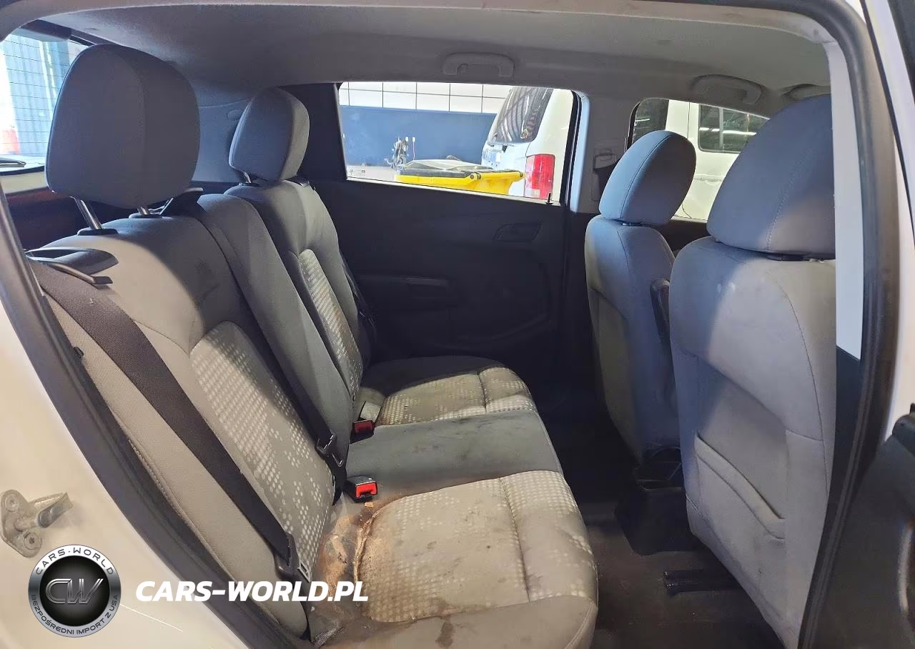 2018 Chevrolet Sonic VIN:1G1JG6SH7J4132925 - 11