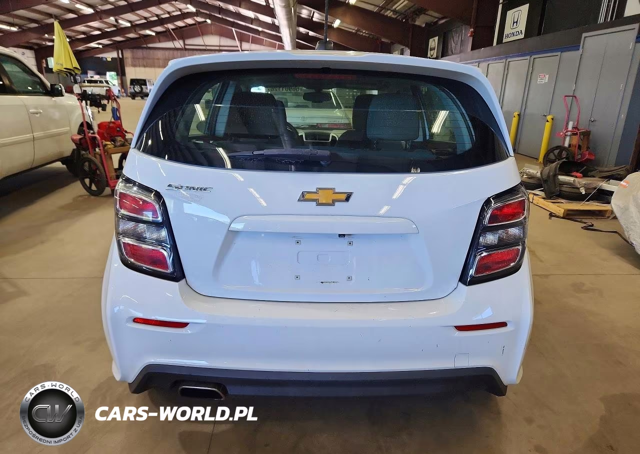 2018 Chevrolet Sonic VIN:1G1JG6SH7J4132925 - 6