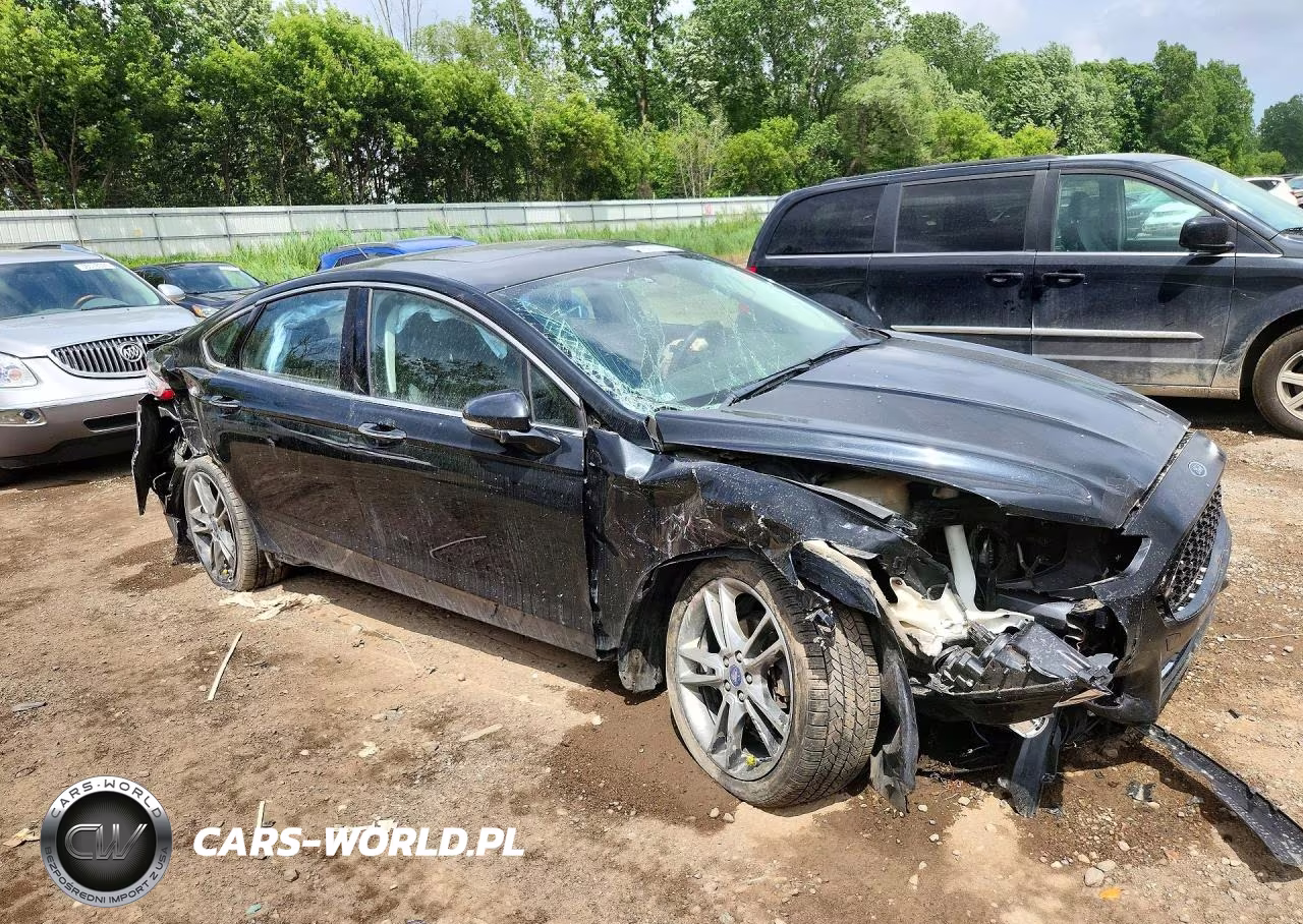 2014 Ford Fusion Titanium VIN:3FA6P0K94ER110175 - 4