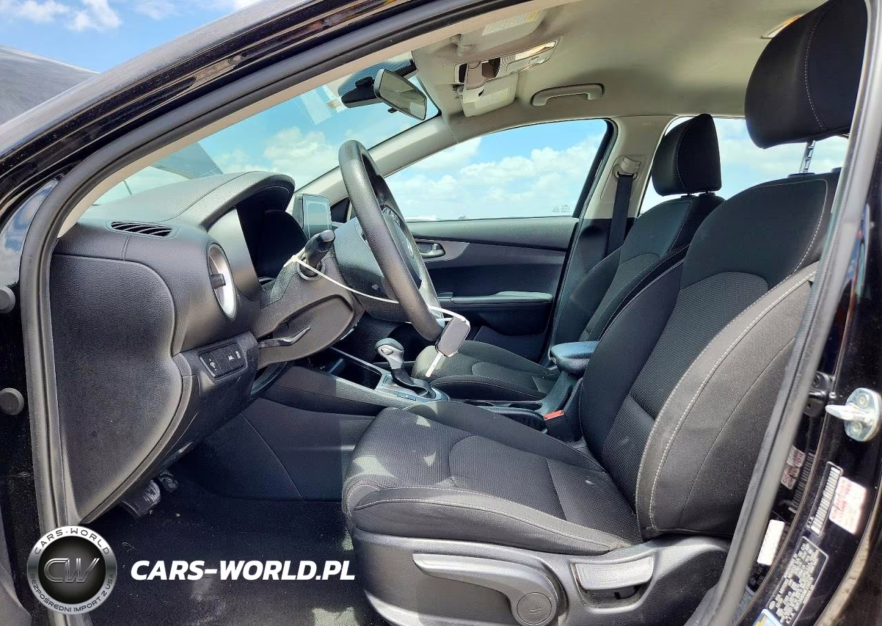 2021 Kia Forte Lxs VIN:3KPF24AD0ME318579 - 7