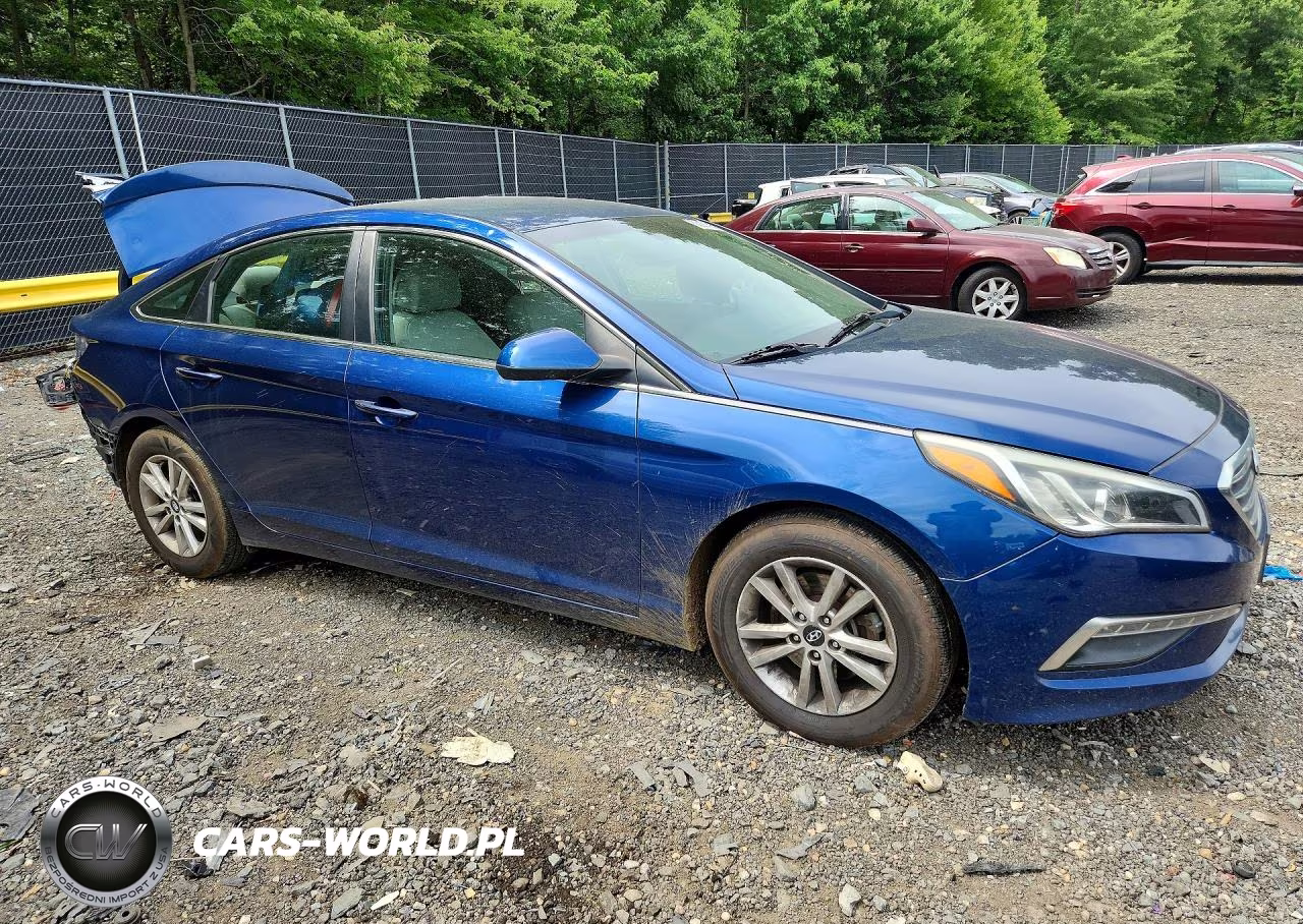 2015 Hyundai Sonata Se VIN:5NPE24AF0FH128194 - 4