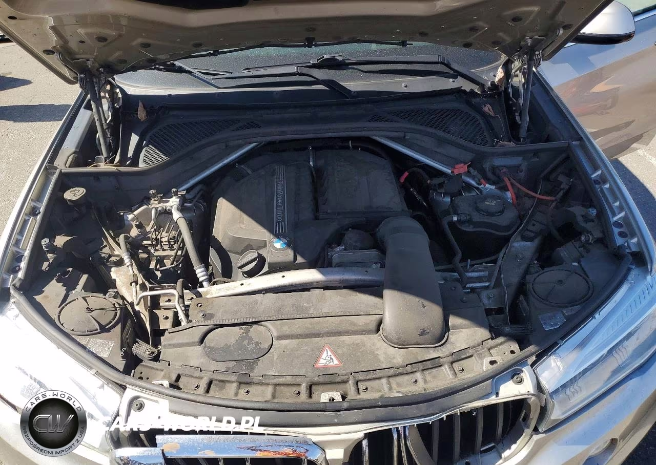 2015 BMW X5 VIN:5UXKR0C55F0K65073 - 11
