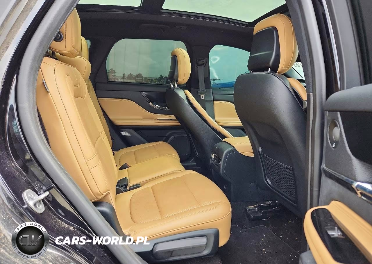 2020 Lincoln Corsair Reserve VIN:5LMCJ2C98LUL29213 - 11