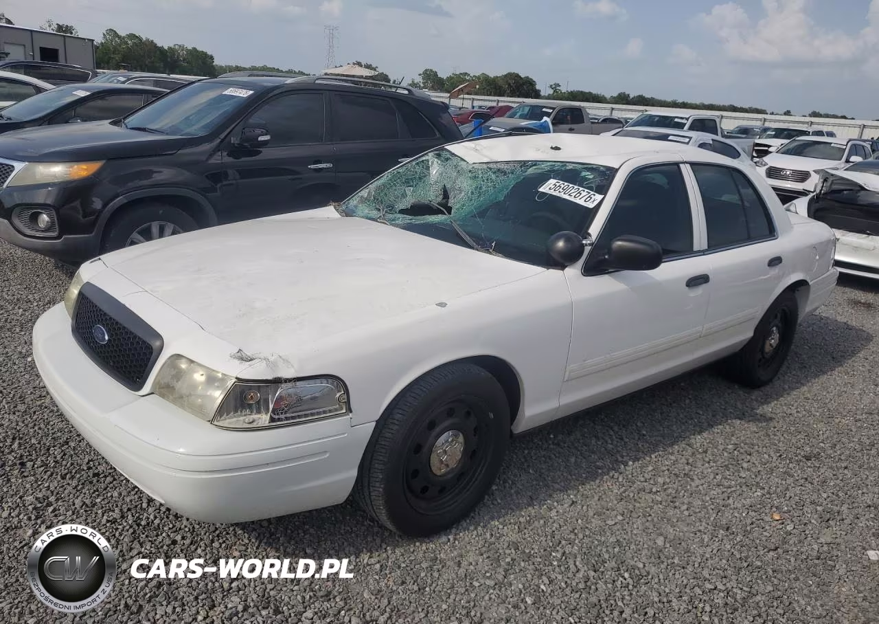 2011 Ford Crown Vic – zdjęcie 1 z 12